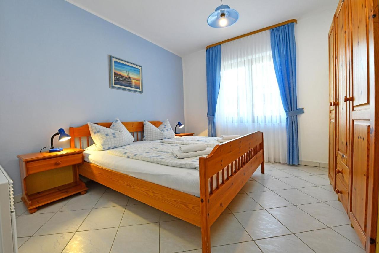 Apartments Jasmina Porec Bagian luar foto