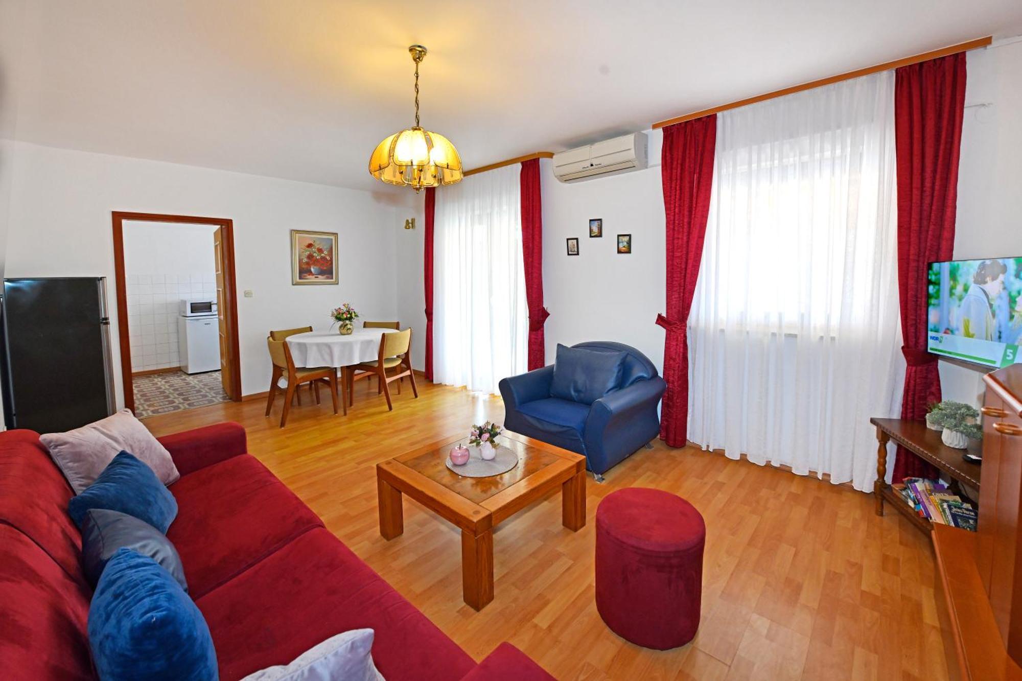 Apartments Jasmina Porec Bagian luar foto