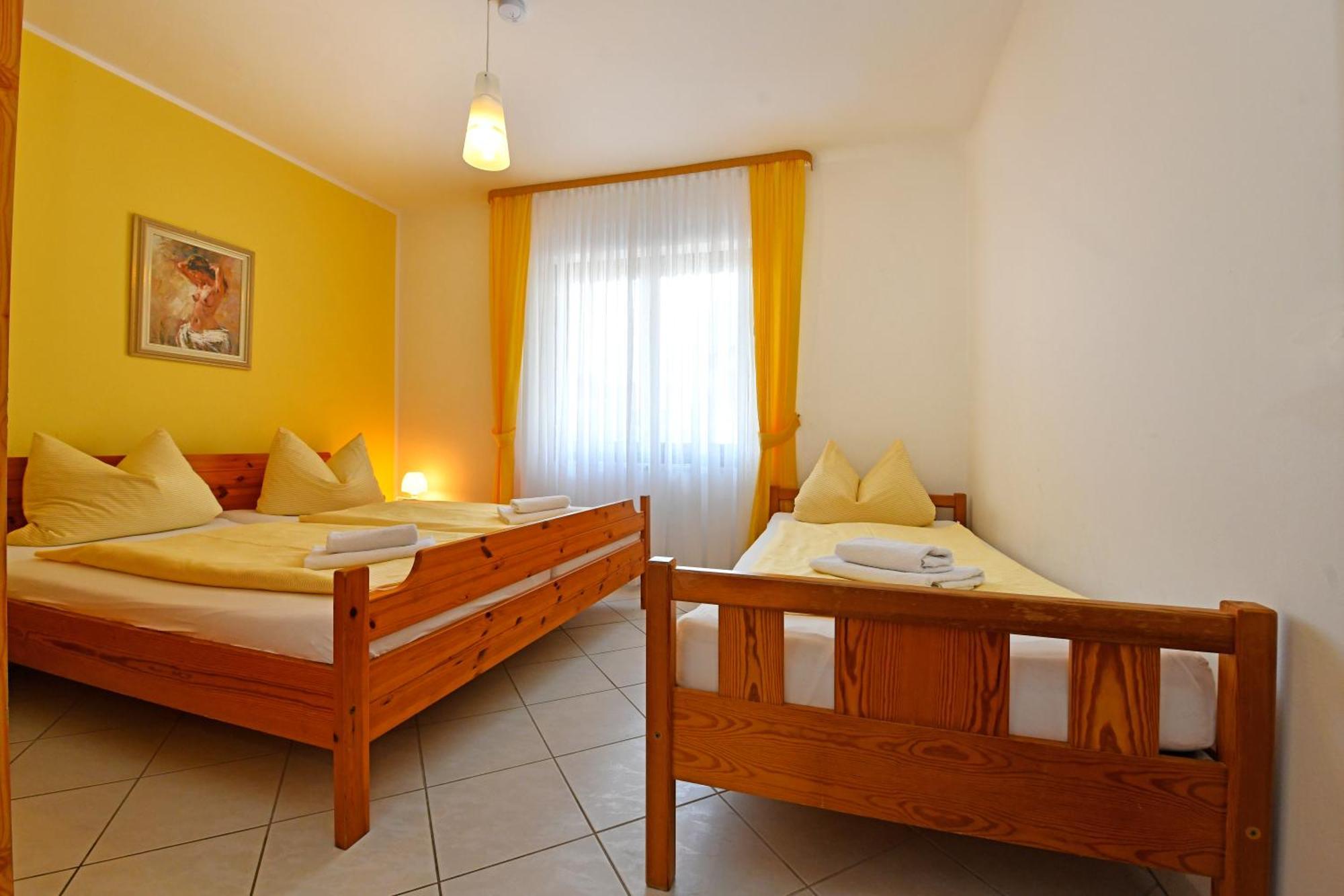 Apartments Jasmina Porec Bagian luar foto