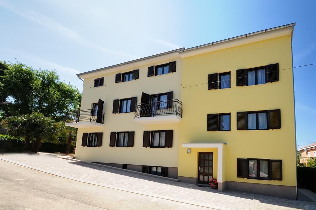 Apartments Jasmina Porec Bagian luar foto